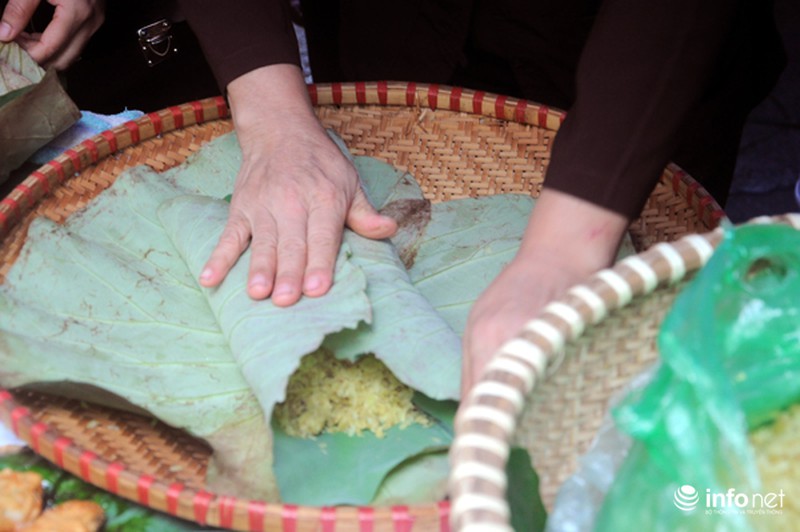 Biển người nô nức đến xem hội “Làng cốm Mễ Trì” - ảnh 15