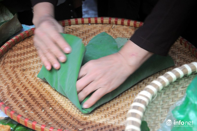 Biển người nô nức đến xem hội “Làng cốm Mễ Trì” - ảnh 16