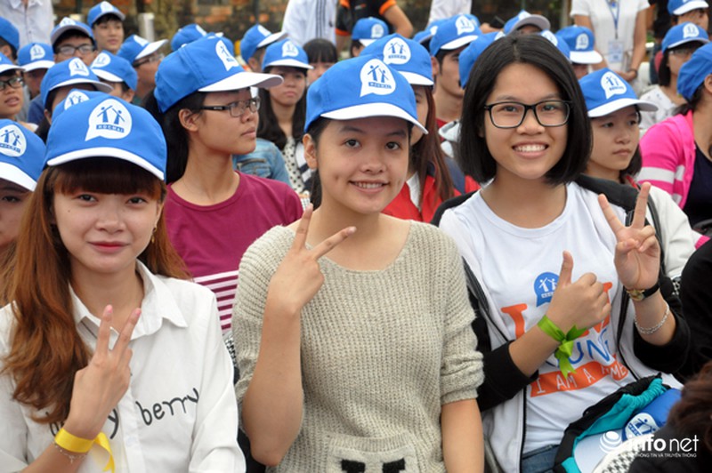 Ngắm những tân sinh viên xinh xắn, đạt được mơ ước từ học online - ảnh 4