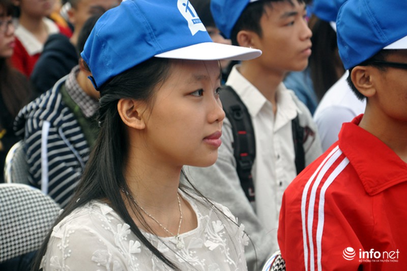 Ngắm những tân sinh viên xinh xắn, đạt được mơ ước từ học online - ảnh 8