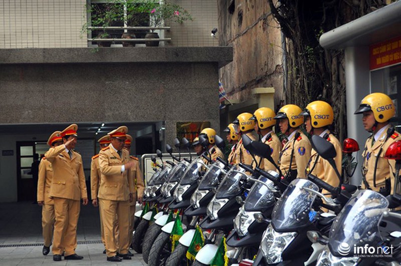 CSGT Hà Nội phối hợp với 7 tỉnh để đảm bảo ATGT, bảo vệ Đại hội Đảng 12 - ảnh 3