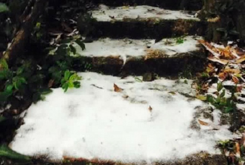 Hà Nội tuyết rơi thành bông như ở Sapa - ảnh 5