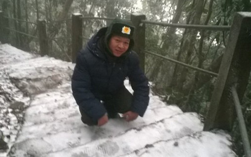 Hà Nội tuyết rơi thành bông như ở Sapa - ảnh 1