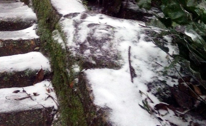 Hà Nội tuyết rơi thành bông như ở Sapa - ảnh 6