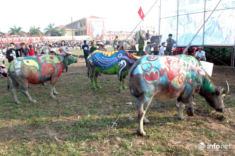 Trâu cày Tịch Điền trang trí hình chú khỉ “đi mây về gió” - ảnh 9