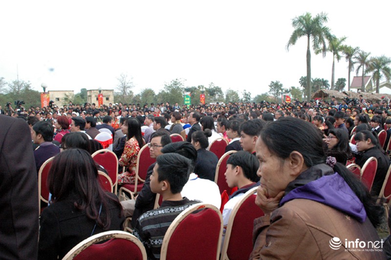 Chủ tịch nước thăm Làng văn hóa – du lịch các dân tộc Việt Nam - ảnh 11