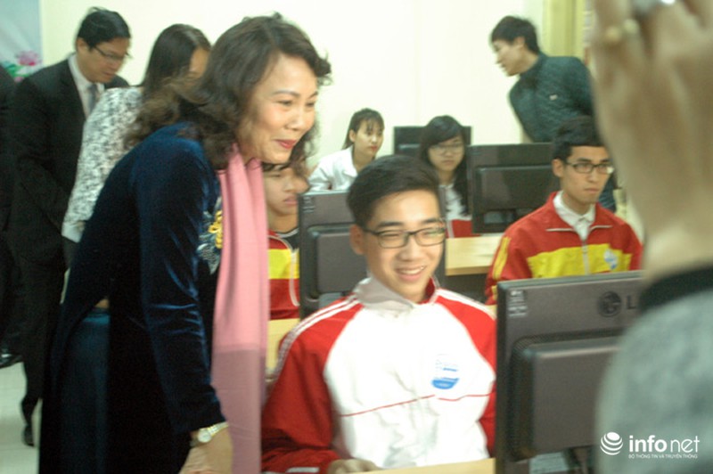 Phát động cuộc thi tìm hiểu Di chúc Bác Hồ và biển đảo - ảnh 2