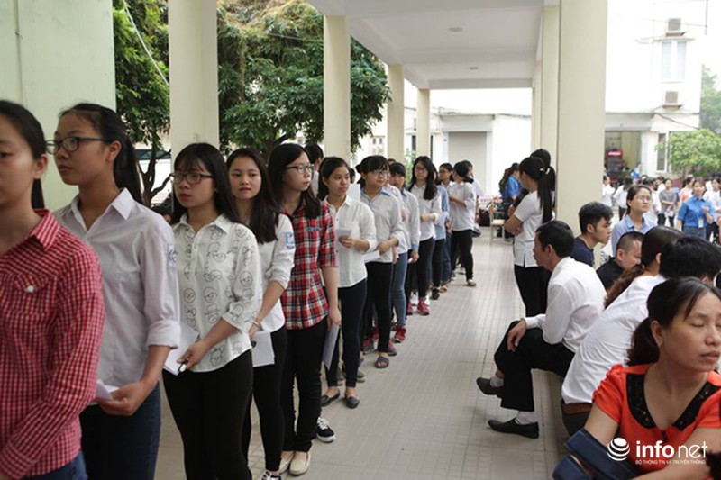 Hình ảnh đầu tiên về những thí sinh dự kỳ thi đánh giá năng lực năm 2016 - ảnh 4