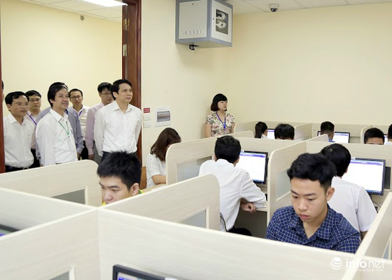 Lãnh đạo Bộ GD&ĐT ấn tượng kỳ tuyển sinh đánh giá năng lực của sinh viên - ảnh 6