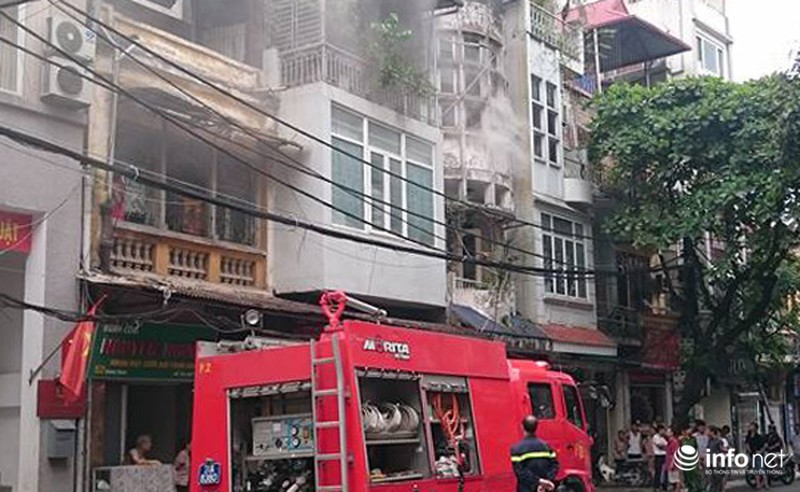 Hà Nội: Cháy ngôi nhà cạnh trụ sở công an phường - ảnh 3