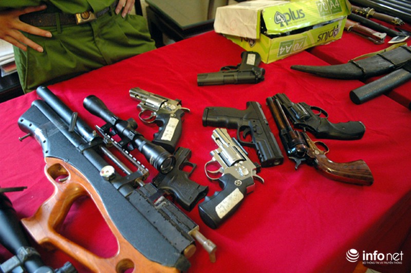 Phát hoảng với kho vũ khí của nhóm giang hồ ở Hà Nội - ảnh 10