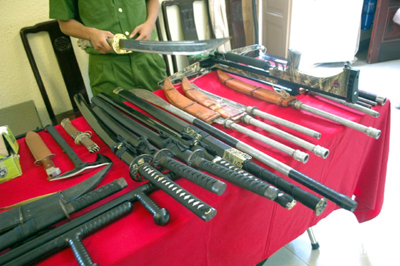 Phát hoảng với kho vũ khí của nhóm giang hồ ở Hà Nội - ảnh 12