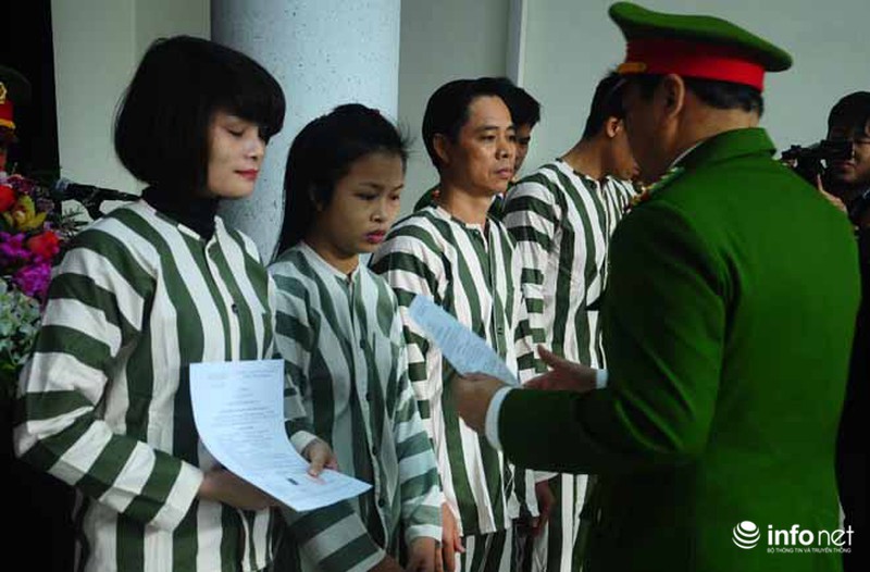 Nước mắt ngày trở về của những người một thời lầm lỗi - ảnh 3