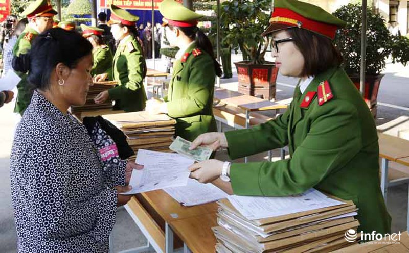 Nước mắt ngày trở về của những người một thời lầm lỗi - ảnh 8