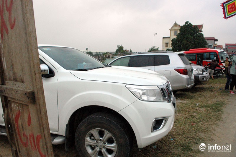 Cảnh đông đúc ngộp thở “bao vây” chợ Viềng Nam Định - ảnh 2