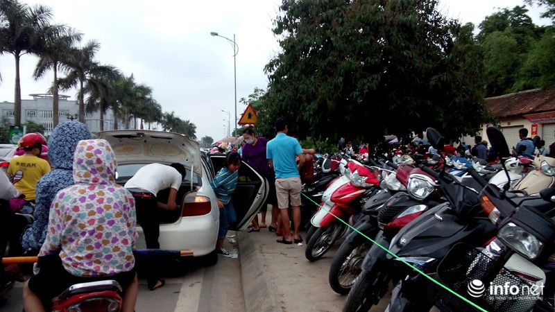 Dòng người “bủa vây” Thiên đường Bảo Sơn, vườn thú Thủ Lệ - ảnh 12