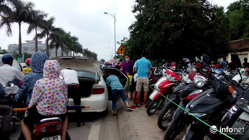 Dòng người “bủa vây” Thiên đường Bảo Sơn, vườn thú Thủ Lệ - ảnh 9