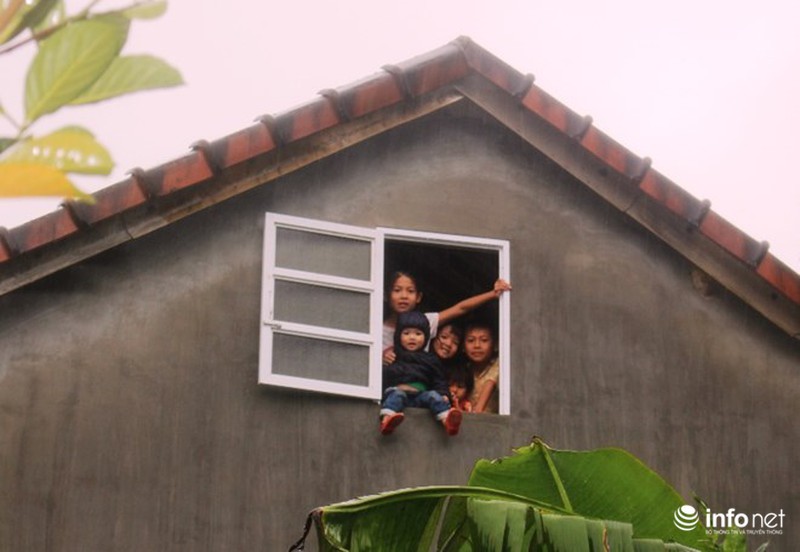 Hà Tĩnh: Hàng loạt hồ chứa đang xả lũ, hơn 1.000 hộ dân bị ngập - ảnh 1