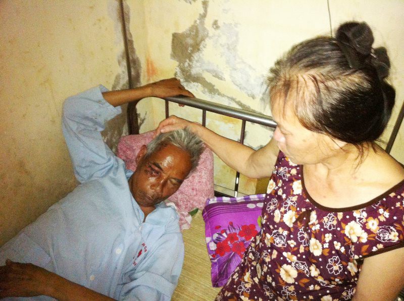 Hai cô gái tông cụ ông ngất xỉu rồi đưa ra bỏ ở... nghĩa trang? - ảnh 1