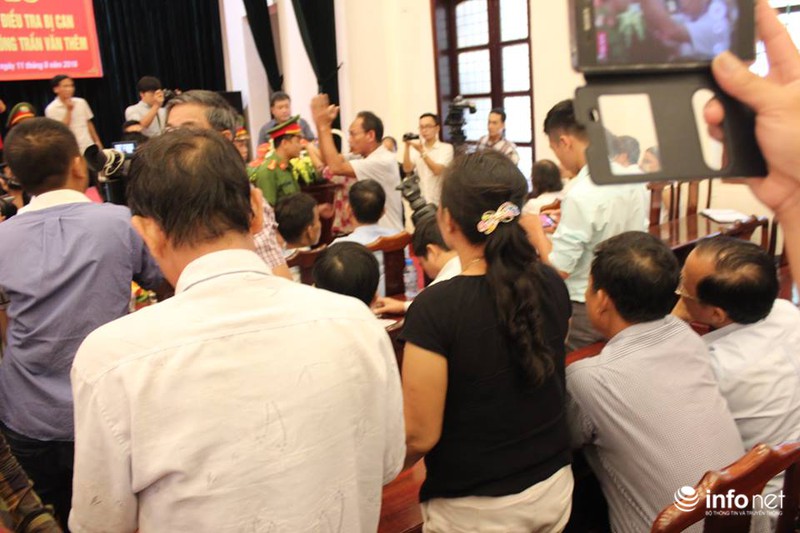 Công khai xin lỗi án oan nhưng Nhà báo không có giấy mời không được chụp ảnh - ảnh 4