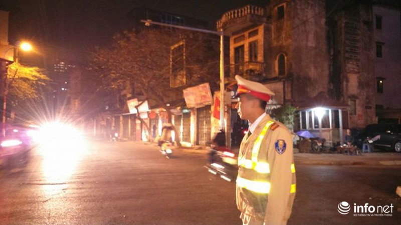 Trực tuyến: Không khí đón năm mới Ất Mùi - 2015 của người Việt ở năm châu - ảnh 23