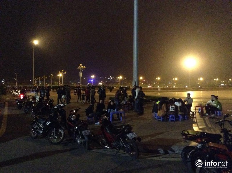 Trực tuyến: Không khí đón năm mới Ất Mùi - 2015 của người Việt ở năm châu - ảnh 42