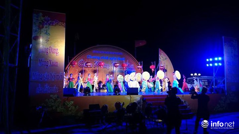 Trực tuyến: Không khí đón năm mới Ất Mùi - 2015 của người Việt ở năm châu - ảnh 50