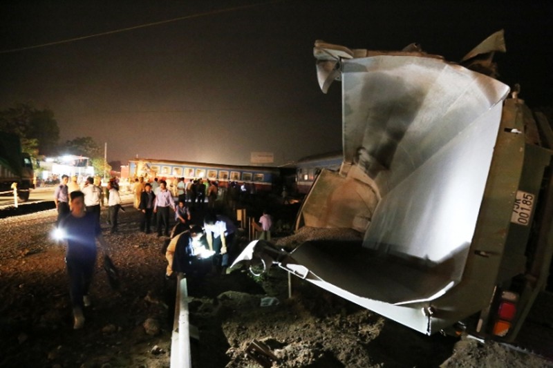 Cận cảnh vụ tai nạn đường sắt nghiêm trọng tại Quảng Trị - ảnh 4