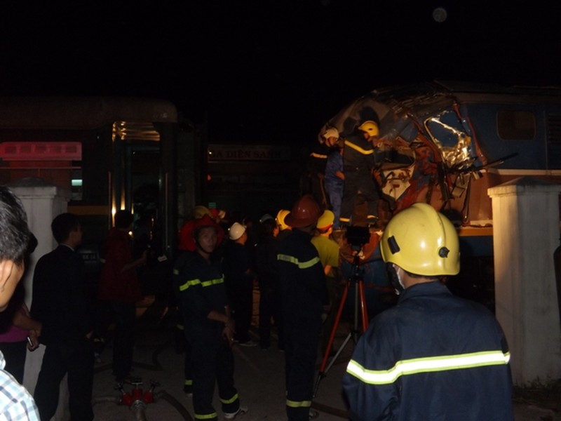 Cận cảnh vụ tai nạn đường sắt nghiêm trọng tại Quảng Trị - ảnh 10