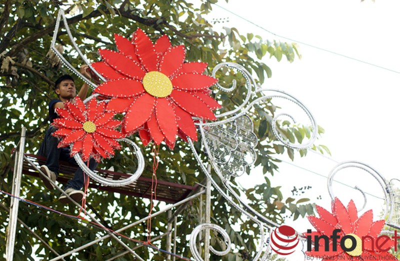 Những người không nghỉ để làm đẹp Thủ đô ngày 10/10 - ảnh 12