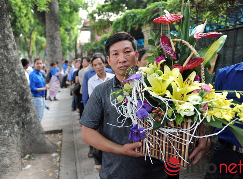 Nhìn lại những hình ảnh xúc động trong ngày mất Đại tướng - ảnh 12
