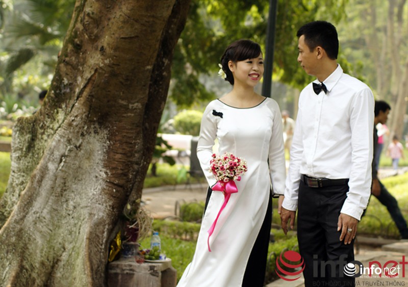 Chùm ảnh: Người dân Thủ đô sống chậm trong không khí đại lễ - ảnh 8