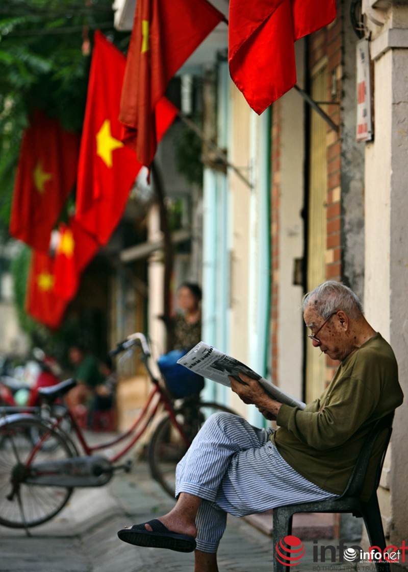 Chùm ảnh: Người dân Thủ đô sống chậm trong không khí đại lễ - ảnh 13