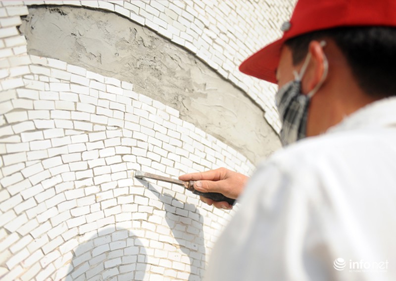 Hà Nội: Con đường gốm sứ nứt toác, rụng từng mảng, nhìn nhem nhuốc - ảnh 11