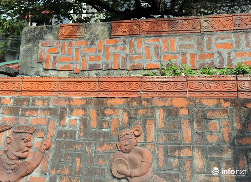 Hà Nội: Con đường gốm sứ nứt toác, rụng từng mảng, nhìn nhem nhuốc - ảnh 9