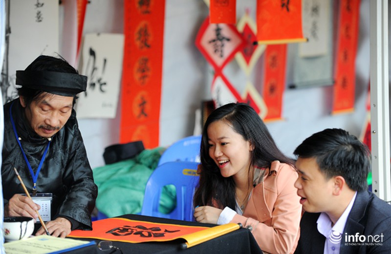 Người Thủ đô dạo chơi sáng đầu năm - ảnh 11