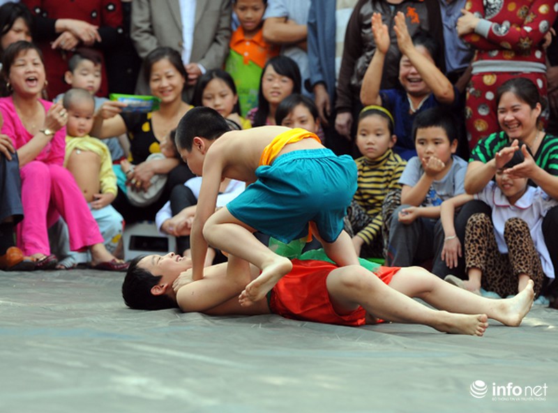 Về làng Mai Động xem đô vật... nhí - ảnh 5