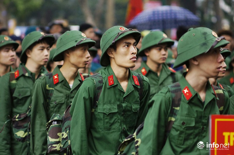 Hôm nay, 2.000 thanh niên Thủ đô lên đường nhập ngũ - ảnh 5
