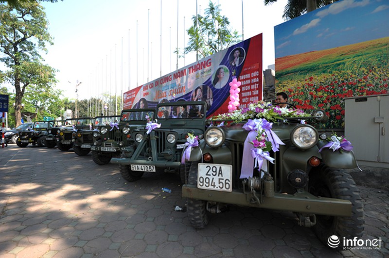 Dàn ô tô jeep