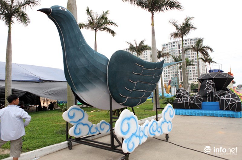 Lộ diện đoàn xe diễu hành trong đêm hội Carnaval 2015 - ảnh 11