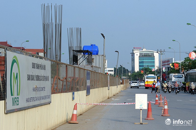 Run rẩy nhìn ma trận cần cẩu trên đầu người dân Thủ đô - ảnh 10