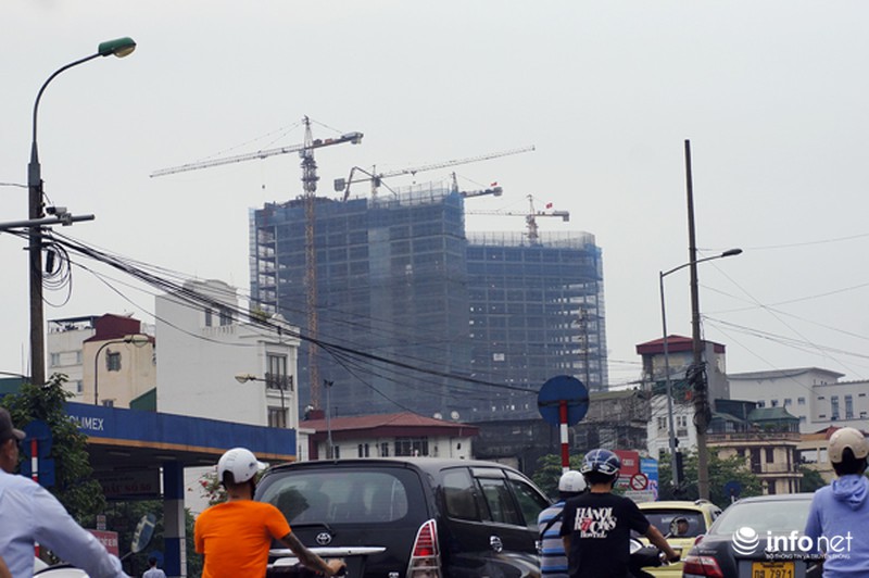 Run rẩy nhìn ma trận cần cẩu trên đầu người dân Thủ đô - ảnh 7