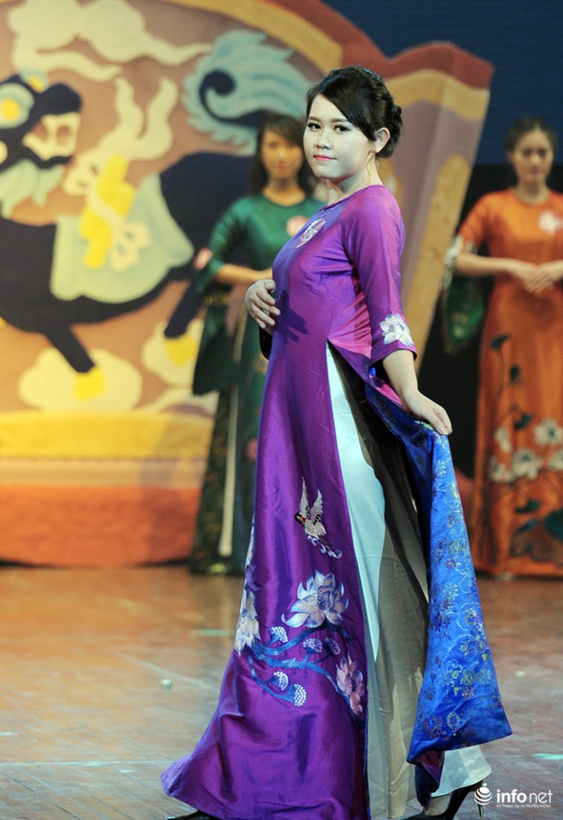 Thí sinh Ghana thu hút sự chú ý trong đêm chung kết Miss FU 2015 - ảnh 5