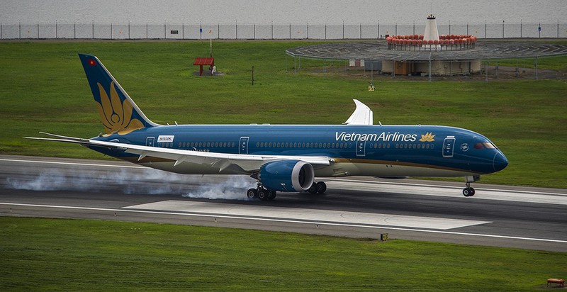 Ra mắt tàu bay Boeing 787-9 đầu tiên của Vietnam Airlines - ảnh 1