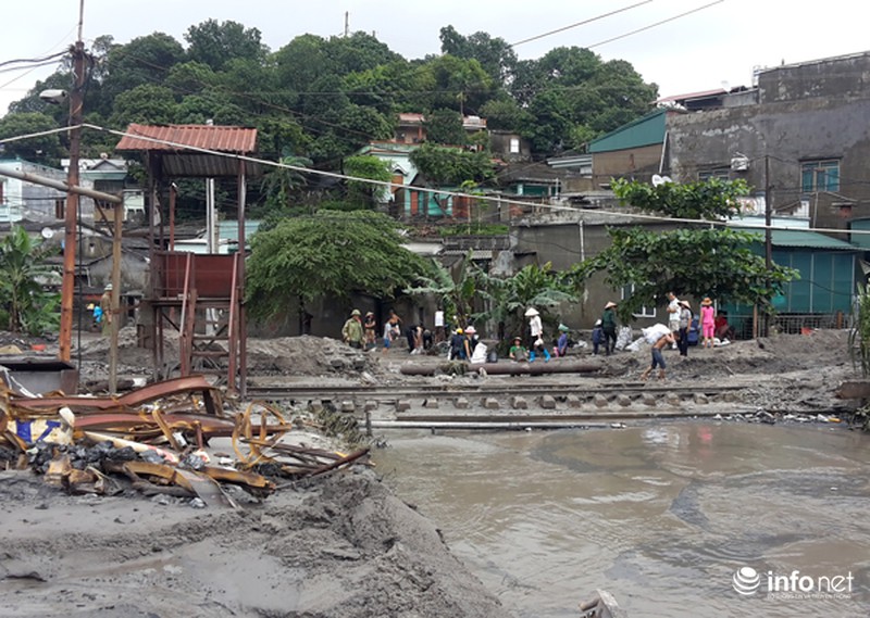 Mỏ than lớn nhất Việt Nam ngập trong bùn đất, thiệt hại khoảng 500 tỷ đồng - ảnh 3