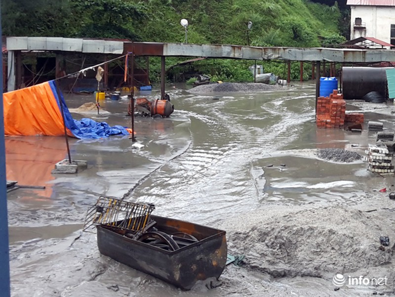 Mỏ than lớn nhất Việt Nam ngập trong bùn đất, thiệt hại khoảng 500 tỷ đồng - ảnh 7