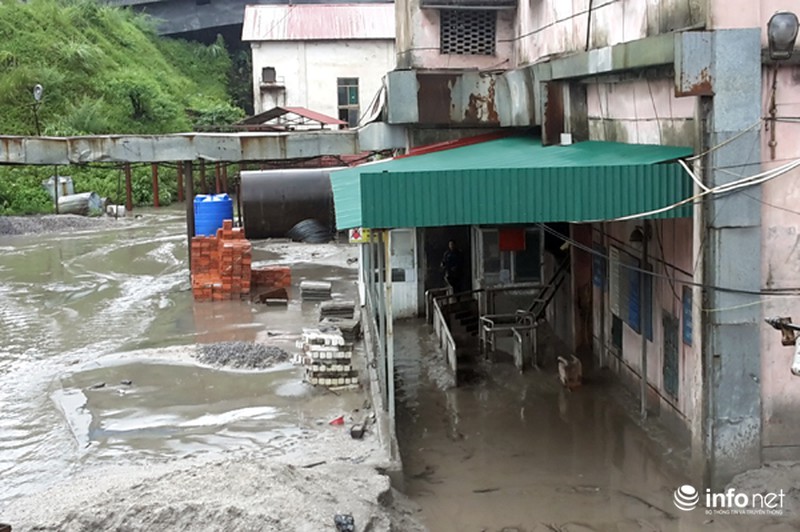 Mỏ than lớn nhất Việt Nam ngập trong bùn đất, thiệt hại khoảng 500 tỷ đồng - ảnh 8