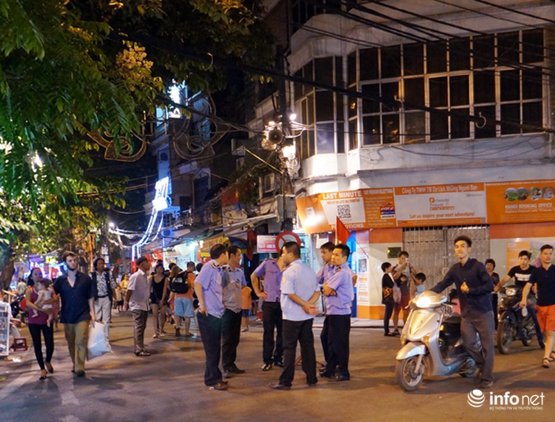 Bất lực nhìn xe máy