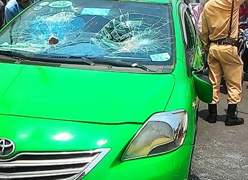 Lái xe taxi Mai Linh bỏ chạy có tiền sử tâm lý, từng có ý định nhảy cầu tự tử - ảnh 2