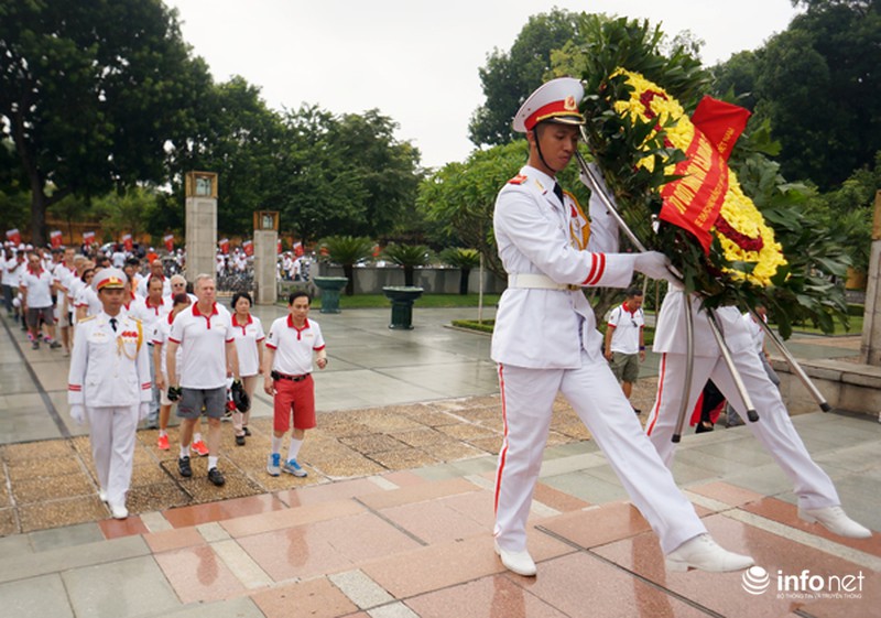 Đại sứ Hoa Kỳ và Cuba đồng hành đạp xe quanh Hà Nội - ảnh 9